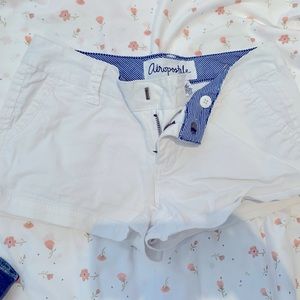 Aeropostale white short